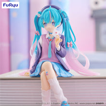 Load image into Gallery viewer, PRE-ORDER Hatsune Miku Noodle Stopper Figure Love Blazer Navy Color ver.