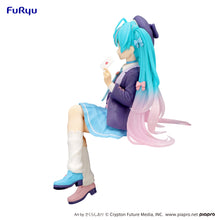 Load image into Gallery viewer, PRE-ORDER Hatsune Miku Noodle Stopper Figure Love Blazer Navy Color ver.