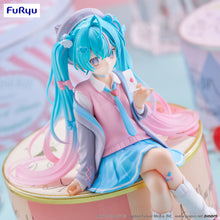 Load image into Gallery viewer, PRE-ORDER Hatsune Miku Noodle Stopper Figure Love Blazer ver.