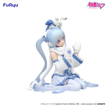 Load image into Gallery viewer, PRE-ORDER Hatsune Miku Noodle Stopper Figure Snow Miku Sky Town 10th ver.