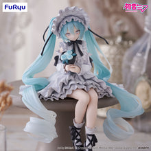 Load image into Gallery viewer, PRE-ORDER Hatsune Miku Noodle Stopper Figure Vintage Doll Style ver.