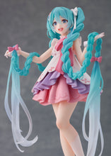 Load image into Gallery viewer, PRE-ORDER Hatsune Miku Wonderland Figure Rapunzel Character Vocal Series 01: Hatsune Miku