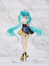 Load image into Gallery viewer, PRE-ORDER Hatsune Miku Wonderland Figure Snow White (re-run) Character Vocal Series 01: Hatsune Miku