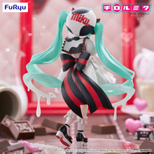 Load image into Gallery viewer, PRE-ORDER Hatsune Miku x Tirol Choco ver. Trio-Try-iT Figure