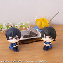 Load image into Gallery viewer, PRE-ORDER Look Up Yoichi Isagi Bluelock (Repeat)