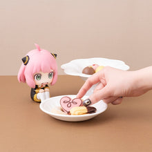 Load image into Gallery viewer, PRE-ORDER Lookup Anya Forger Spy x Family (repeat)