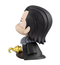 Load image into Gallery viewer, PRE-ORDER Lookup Dracule Mihawk & Crocodile set (with gift) One Piece