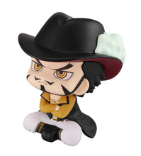 Load image into Gallery viewer, PRE-ORDER Lookup Dracule Mihawk & Crocodile set (with gift) One Piece