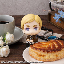 Load image into Gallery viewer, PRE-ORDER Lookup Erwin Smith Attack on Titan