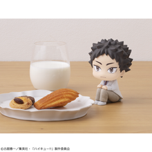 Load image into Gallery viewer, PRE-ORDER Lookup Hajime Iwaizumi (repeat) Haikyu!!
