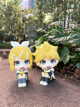Load image into Gallery viewer, PRE-ORDER Lookup Kagamine Rin & Len set (with gift)