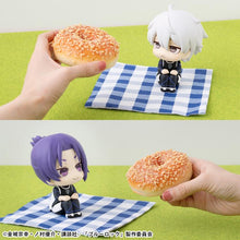 Load image into Gallery viewer, PRE-ORDER Lookup Seishiro Nagi ver.2 & Reo Mikage set with Gift Blue Lock