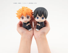 Load image into Gallery viewer, PRE-ORDER Lookup Shoyo Hinata Haikyu!! (Repeat)