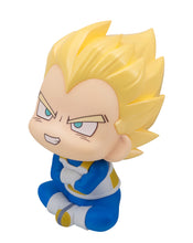 Load image into Gallery viewer, PRE-ORDER Lookup Super Saiyan Son Goku (mini) & Super Saiyan Vegeta (mini) (with gift) Dragon Ball DAIMA
