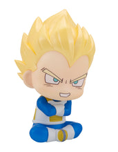 Load image into Gallery viewer, PRE-ORDER Lookup Super Saiyan Son Goku (mini) & Super Saiyan Vegeta (mini) (with gift) Dragon Ball DAIMA