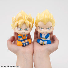 Load image into Gallery viewer, PRE-ORDER Lookup Super Saiyan Vegeta (mini) Dragon Ball DAIMA