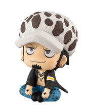 Load image into Gallery viewer, PRE-ORDER Lookup Trafalgar Law One Piece (repeat)