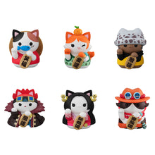 Load image into Gallery viewer, PRE-ORDER MEGA CAT PROJECT Nyan Piece Nyan!! Beckoning cat Lucky Cat Pirates One Piece