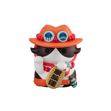 Load image into Gallery viewer, PRE-ORDER MEGA CAT PROJECT Nyan Piece Nyan!! Beckoning cat Lucky Cat Pirates One Piece