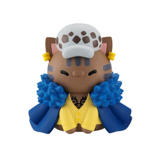 Load image into Gallery viewer, PRE-ORDER MEGA CAT PROJECT Trafalgar Law Nyanto! The Big Nyan Piece Series (repeast) One Piece