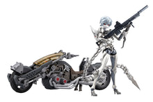 Load image into Gallery viewer, PRE-ORDER MEGALOMARIA UNLIMITED UNIVERSE Wreckage Hunter Plastic Model