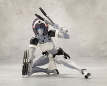 Load image into Gallery viewer, PRE-ORDER MEGALOMARIA Unlimited Universe NOVICE Plastic Model