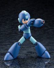 Load image into Gallery viewer, PRE-ORDER Mega Man Ver. 11 Mega Man Plastic Model
