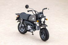 Load image into Gallery viewer, PRE-ORDER Megami Device PUNI MOFU RACING LANG with Honda Z50J Gorilla Plastic Model