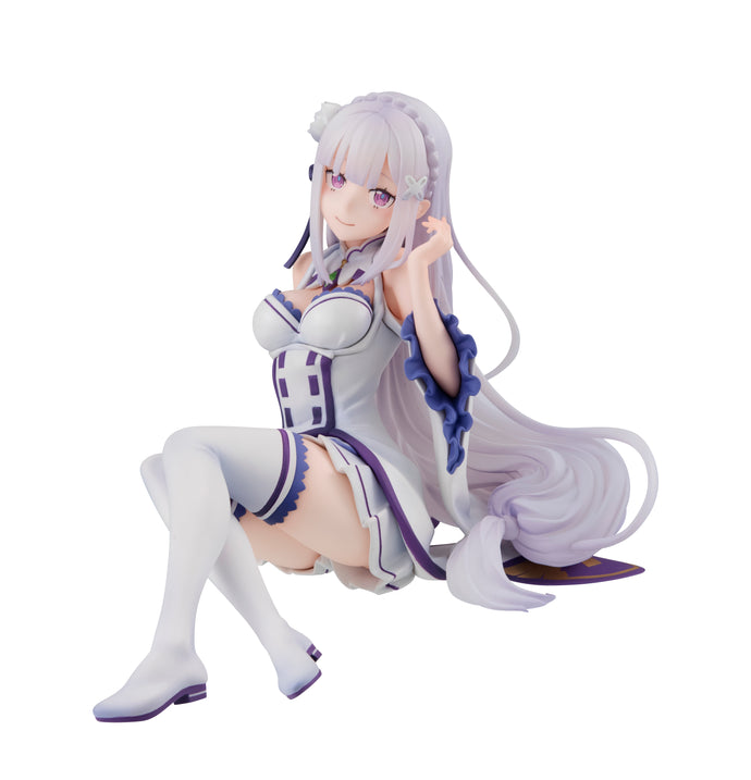 PRE-ORDER Melty Princess Palm Size Emilia Re:Zero Starting Life In Another World