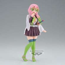 Load image into Gallery viewer, PRE-ORDER Mitsuri Kanroji Special Color Ver. Demon Slayer: Kimetsu No Yaiba