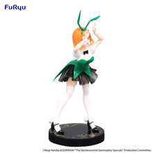 Load image into Gallery viewer, PRE-ORDER Nakano Yotsuba Trio-Try-iT Figure Bunnies ver. Another Color The Quintessential Quintuplets Specials