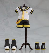 Load image into Gallery viewer, PRE-ORDER Nendoroid Doll Kagamine Len Character Vocal Series 02: Kagamine Rin/Len