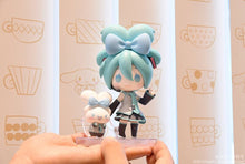 Load image into Gallery viewer, PRE-ORDER Nendoroid Hatsune Miku: Cinnamoroll Collaboration Ver. Hatsune Miku