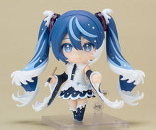 Load image into Gallery viewer, PRE-ORDER Nendoroid Hatsune Miku: Katsushika Hokusai Collaboration Ver. (Rella) Character Vocal Series 01: Hatsune Miku