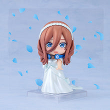 Load image into Gallery viewer, PRE-ORDER Nendoroid Miku Nakano Wedding Dress Ver. The Quintessential Quintuplets Specials