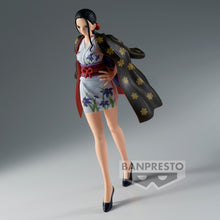 Load image into Gallery viewer, PRE-ORDER Nico Robin The Shukko One Piece
