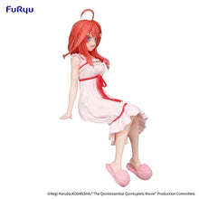 Load image into Gallery viewer, PRE-ORDER Noodle Stopper Figure Itsuki Nakano Loungewear ver. The Quintessential Quintuplets Movie