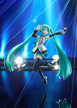 Load image into Gallery viewer, PRE-ORDER PLAMATEA Hatsune Miku Character Vocal Series 01: Hatsune Miku