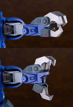 Load image into Gallery viewer, PRE-ORDER PLAMAX SV-04 1/24 Scale X / ATH-02-DT Rabidly Dog Armored Trooper Votoms