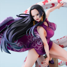 Load image into Gallery viewer, PRE-ORDER Portrait.Of.Pirates "WA-MAXIMUM" Pirate Empress Boa Hancock One Piece