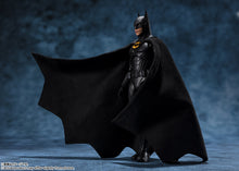 Load image into Gallery viewer, PRE-ORDER S.H.Figuarts Batman The Flash ver. The Flash
