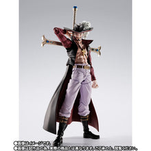 Load image into Gallery viewer, PRE-ORDER S.H.Figuarts Dracule Mihawk Hawk-Eye One Piece