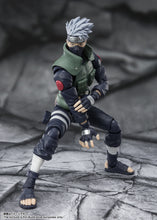 Load image into Gallery viewer, PRE-ORDER S.H.Figuarts Kakashi Hatake The Famed Sharingan Hero (Reissue) Naruto Shippuden