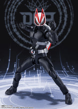 Load image into Gallery viewer, PRE-ORDER S.H.Figuarts Kamen Rider Geats Entry Raise Form (Reissue) Kamen Rider