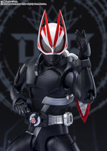 Load image into Gallery viewer, PRE-ORDER S.H.Figuarts Kamen Rider Geats Entry Raise Form (Reissue) Kamen Rider