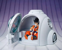 Load image into Gallery viewer, PRE-ORDER S.H.Figuarts Medical Machine Dragon Ball Z
