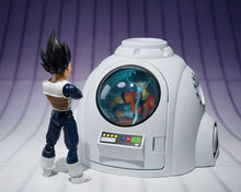 Load image into Gallery viewer, PRE-ORDER S.H.Figuarts Medical Machine Dragon Ball Z