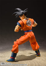 Load image into Gallery viewer, PRE-ORDER S.H.Figuarts Son Goku A Saiyan Raised on Earth Dragon Ball Z (re-offer)