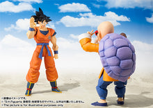 Load image into Gallery viewer, PRE-ORDER S.H.Figuarts Son Goku A Saiyan Raised on Earth Dragon Ball Z (re-offer)
