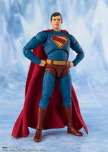 Load image into Gallery viewer, PRE-ORDER S.H.Figuarts Superman